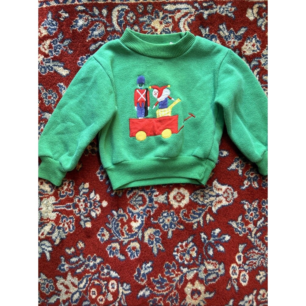 Vintage Favorites 12 Months Christmas Toys Pullover Sweatshirt Crewneck Green